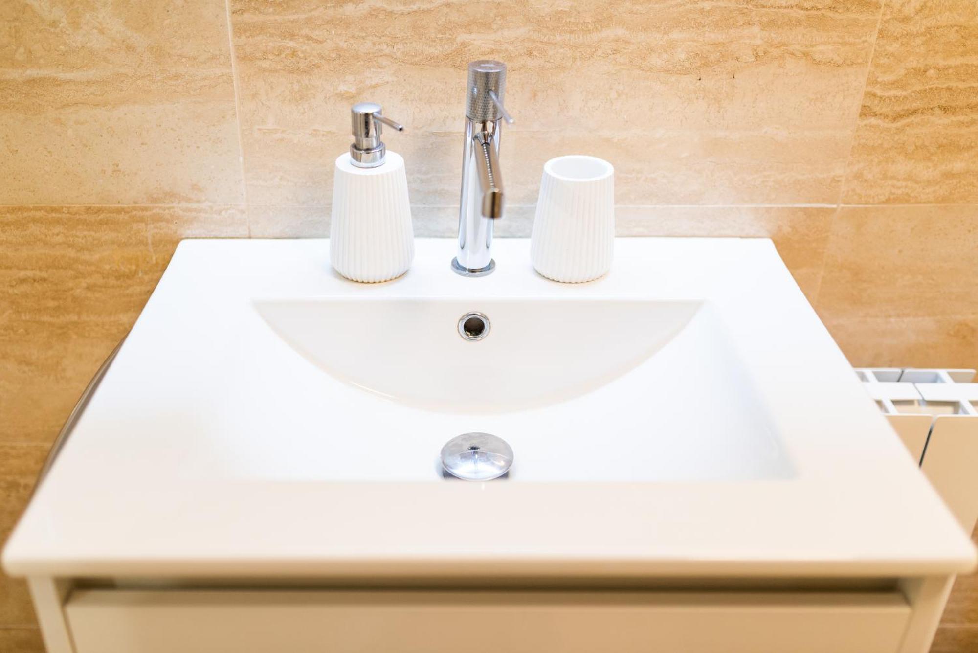Moderno Apartamento En Granada Centro Bagian luar foto