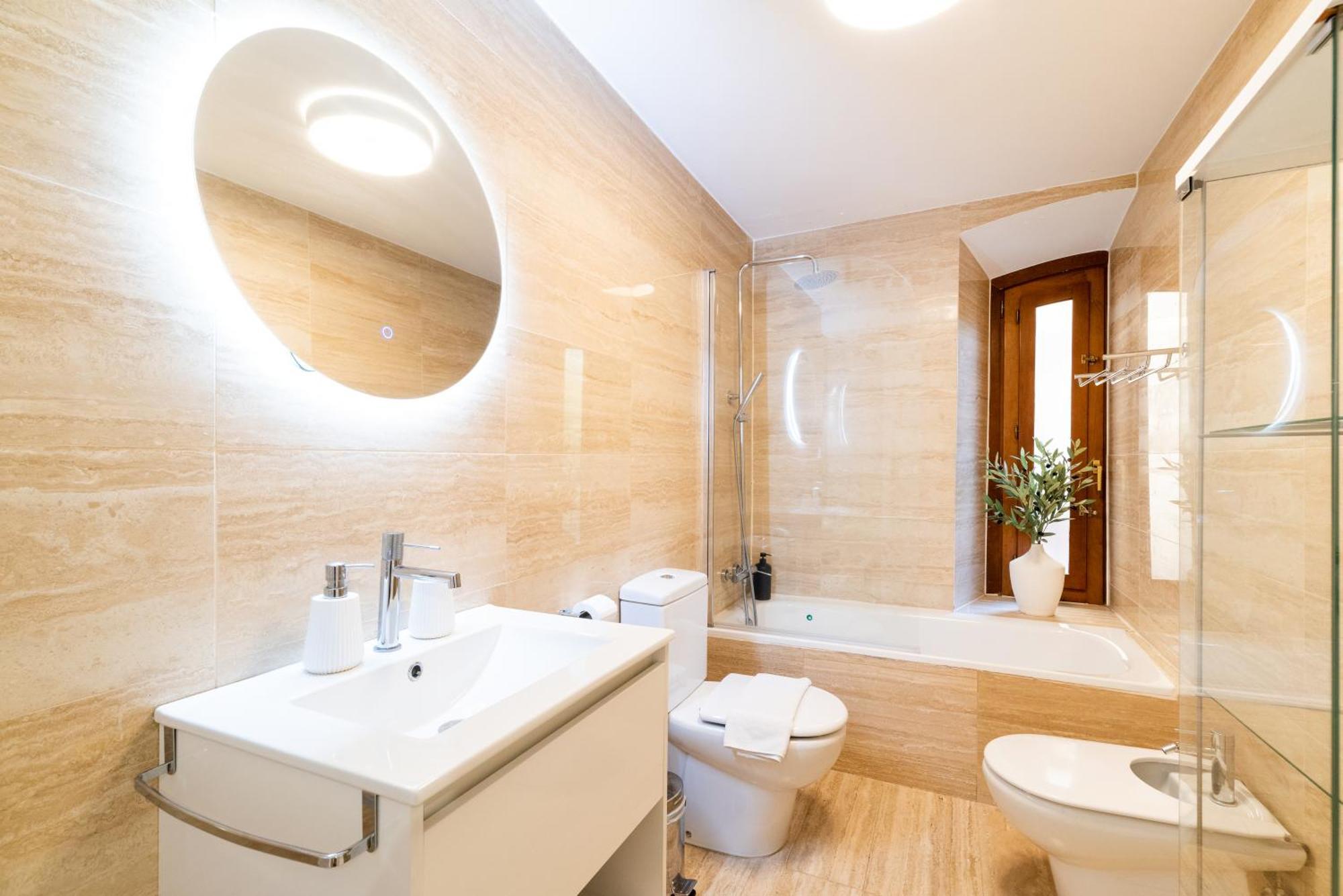 Moderno Apartamento En Granada Centro Bagian luar foto