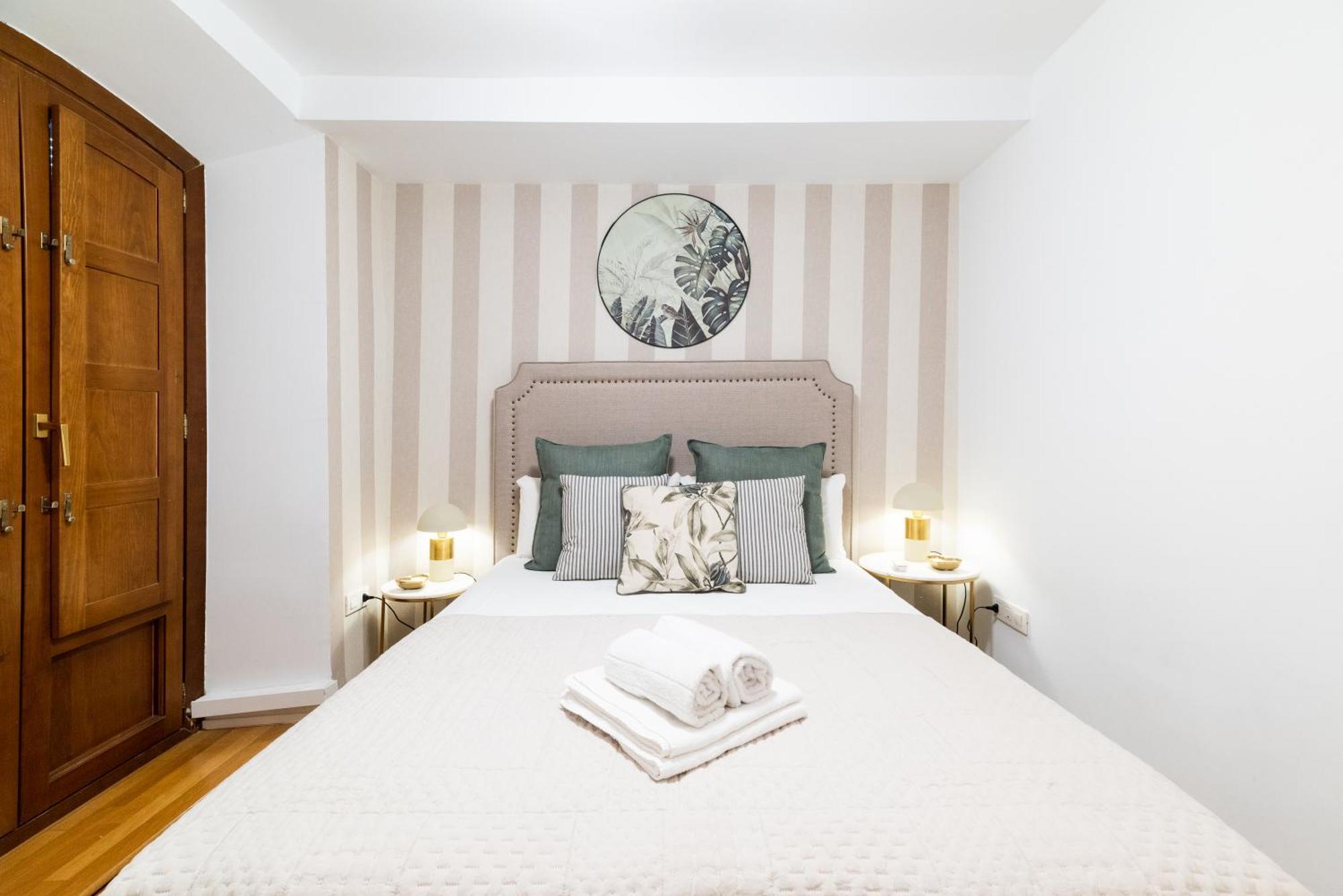Moderno Apartamento En Granada Centro Bagian luar foto